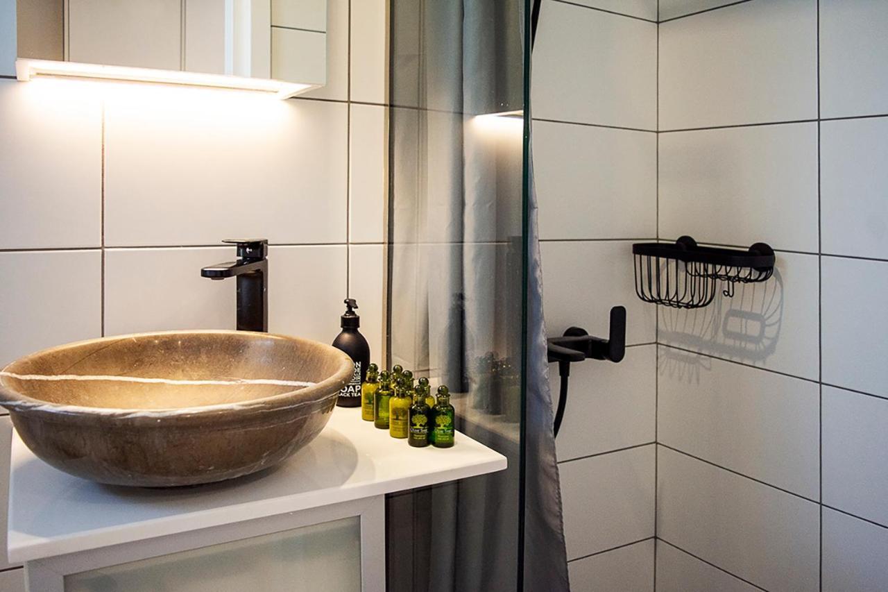 Stylish Modern Studio, Chalkida Centre, Seaside Apartamento Exterior foto